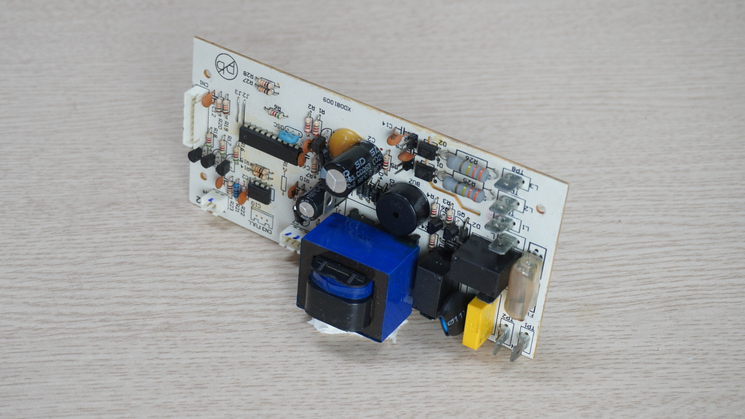 may-hut-am-fujie-hm-920en-20lit-ngay